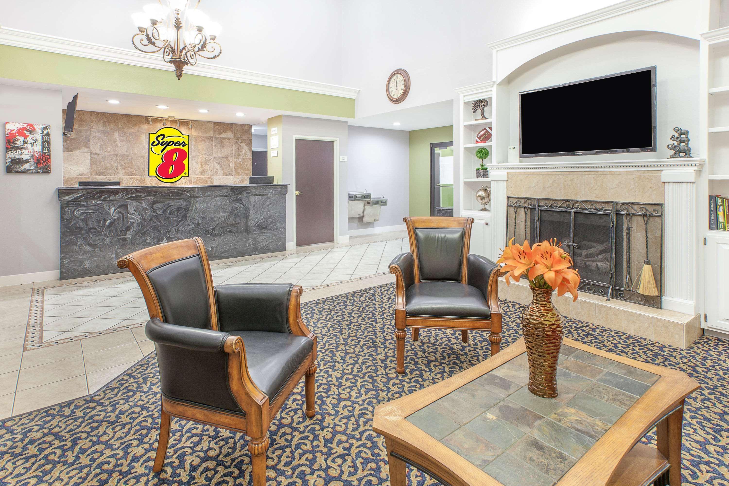 Super 8 By Wyndham Lowell/Bentonville/Rogers Area Bagian luar foto