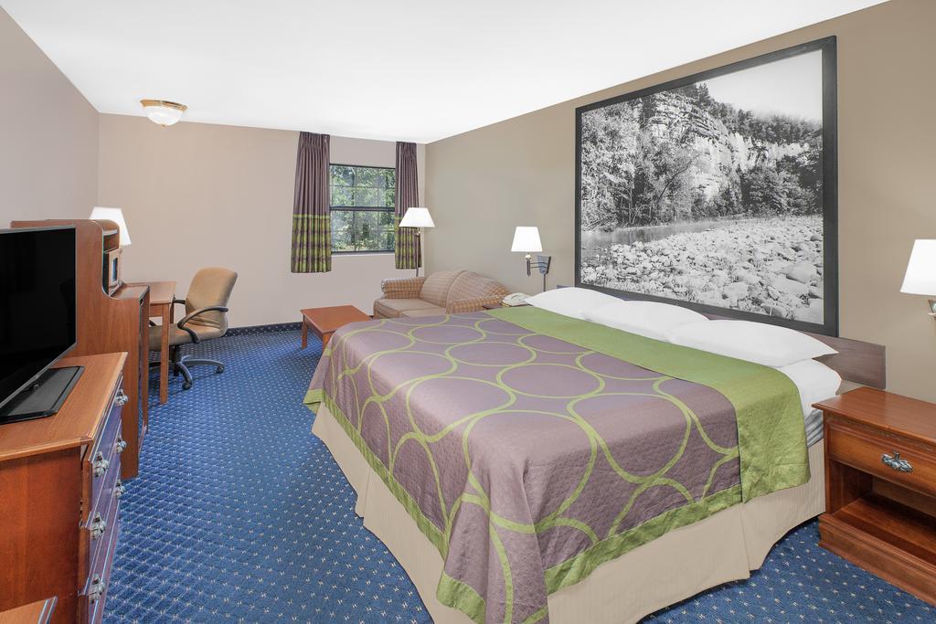 Super 8 By Wyndham Lowell/Bentonville/Rogers Area Bagian luar foto
